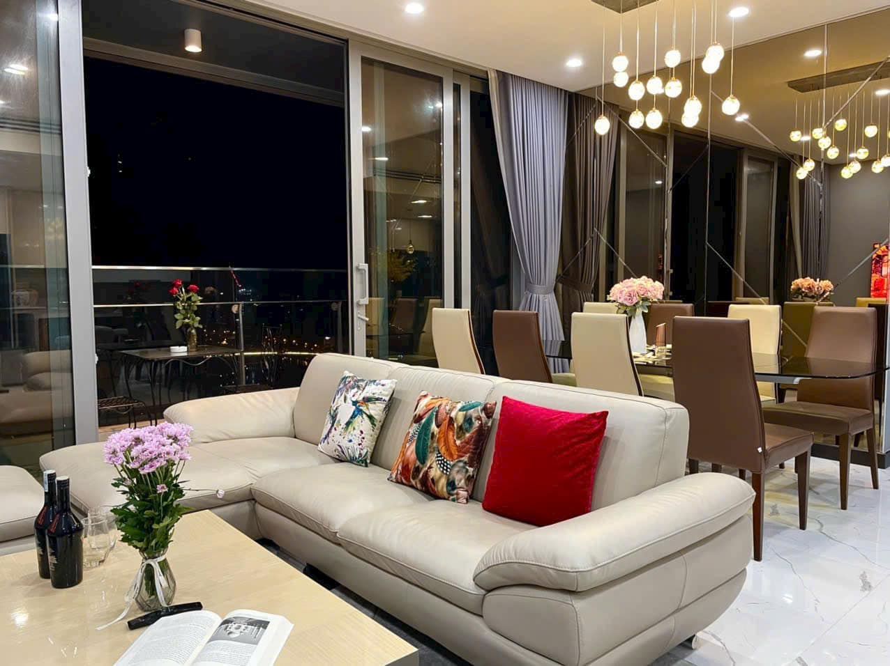 EMPIRE CITY - 3BEDROOMS - 25 BILLION