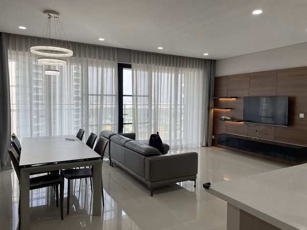 ESTELLA HEIGHTS - 3BEDROOMS 
