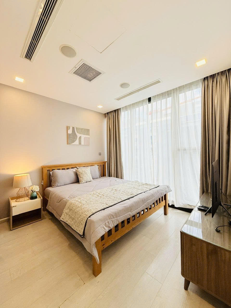VINHOMES GOLDEN RIVER